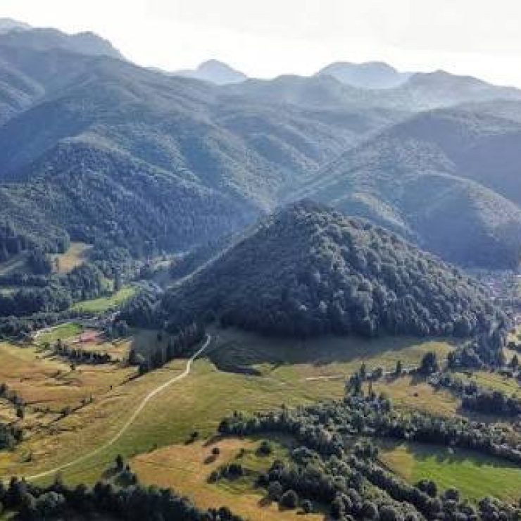 Vama Buzăului: ce poți face într-un weekend la poalele Ciucașului